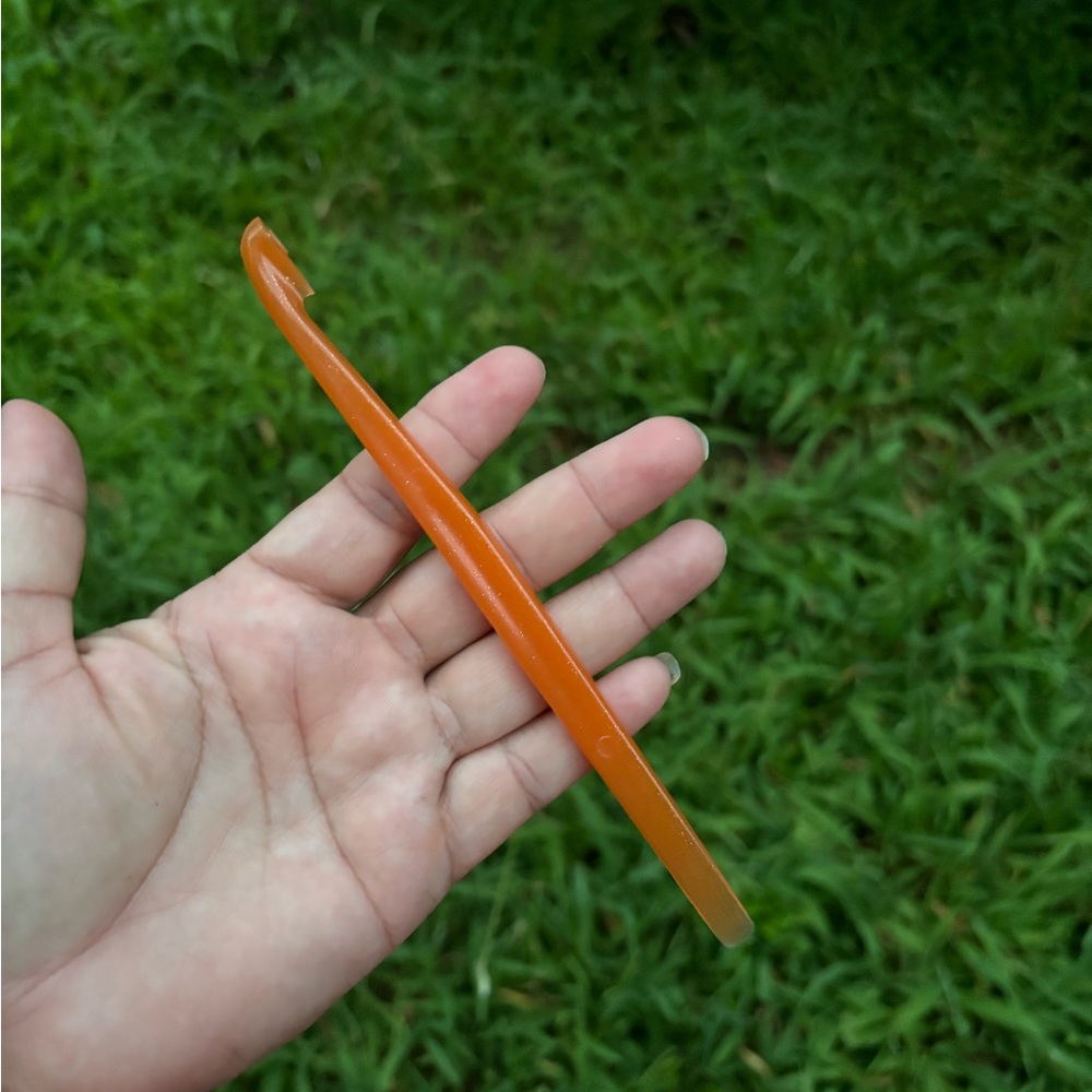 TUPPERWARE CITRUS PEELER (ONE PIECE)